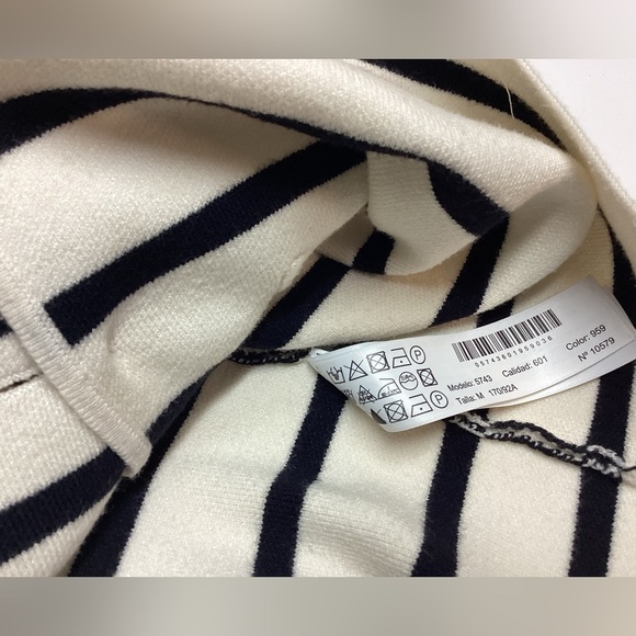 Massimo Dutti striped Cream and Black Sweater - Size M - Picture 5 of 5